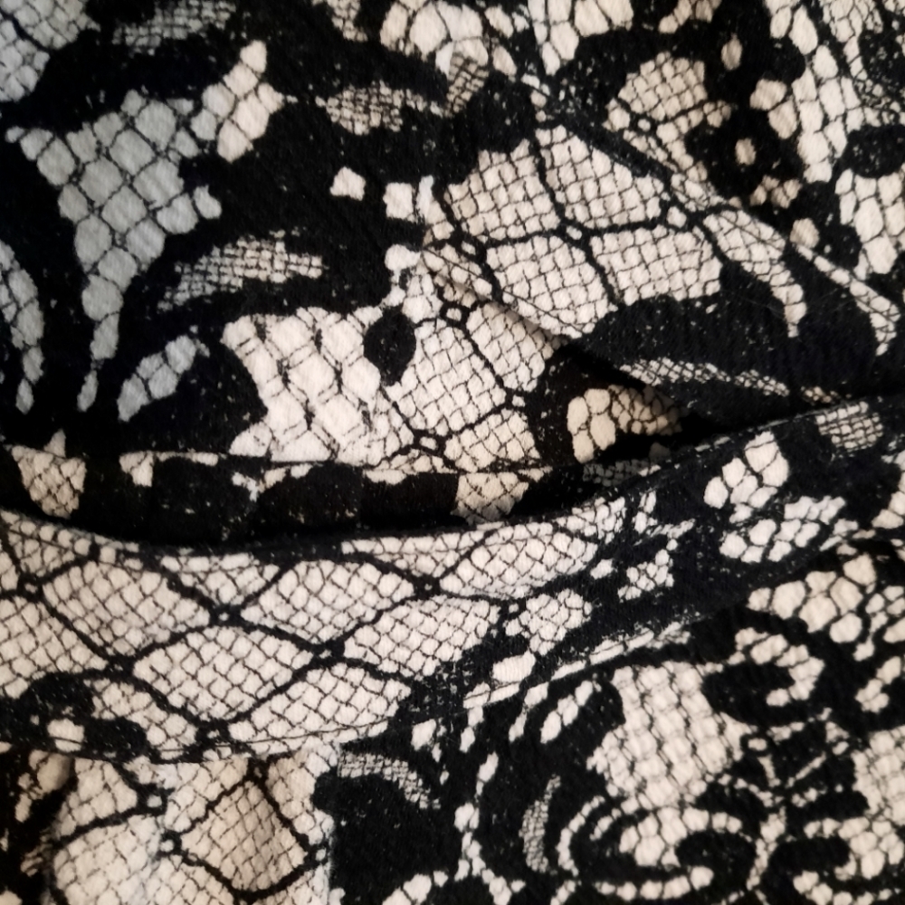 Anthropologie Postmark Leia Lace Print Peplum Blouse - Picture 6 of 11